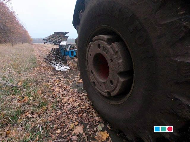 Осмотр шин 710/75R42 BKT AGRIMAX FORTIS TL