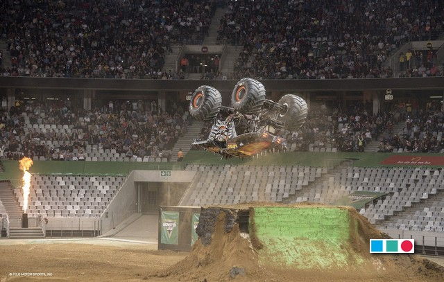 BKT вносит значительный вклад в организацию всех представлений Monster Jam, проходящих более чем в 100 городах на 6 континентах нашей планеты